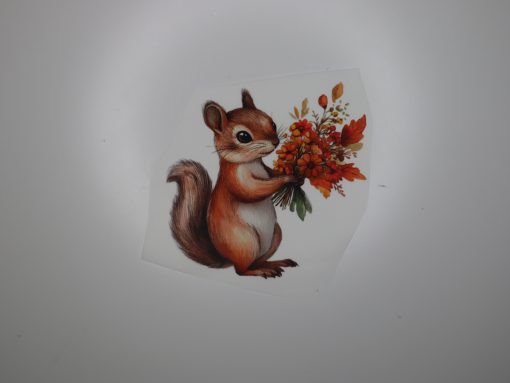 Bügelbild Eichhörnchen mit Blumenstrauß 14 x 13 cm