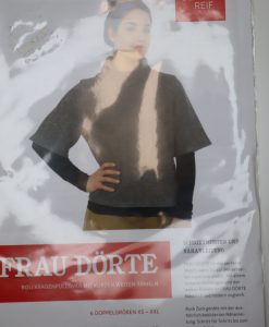 Schnittmuster Studio SchnittreifFrau Dörte Rollkragenpulli mit kurzen weiten Ärmeln XS-XXL