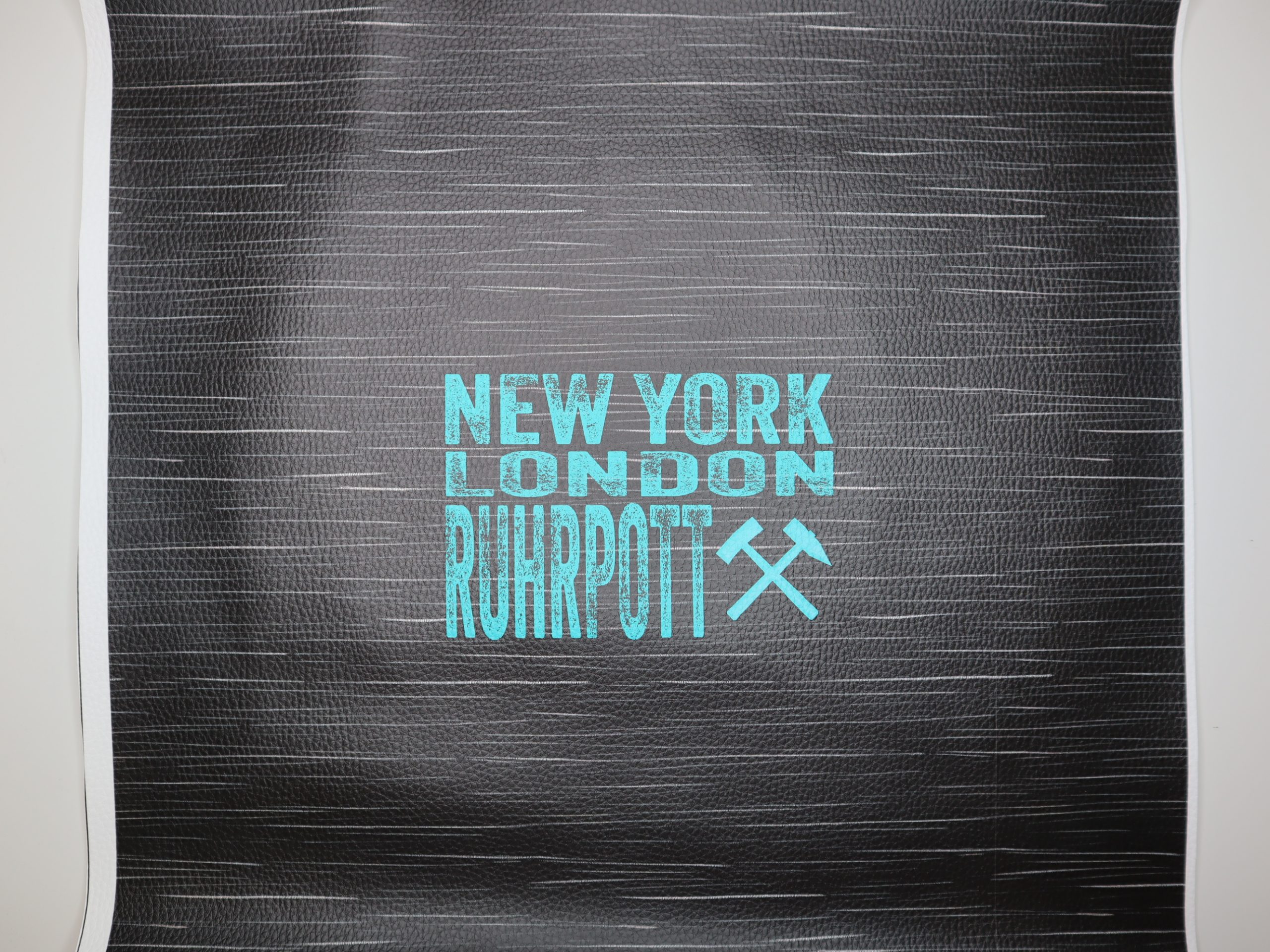 Eigenproduktion Kunstleder Panel 41 x 41 cm New York London Ruhrpott B-Ware